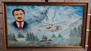 Muhsin Yazıcıoğlunun hatırası yağlı boya tabloda yaşatılıyor