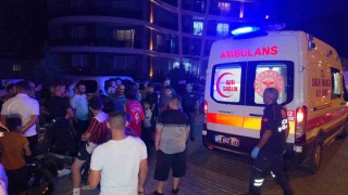 Nazillide zincirleme kaza; 4 aracın karıştığı kazada 2 kişi yaralandı