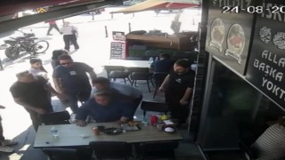 Nefes borusuna ekmek parçası kaçan kadını, polis Heimlich manevrasıyla kurtardı