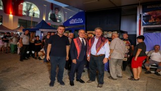 NTOnun Mobil Tanıtım Aracından festivalde pide ikramı