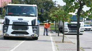 Osmangazi'de yeşil alanlarda titiz çalışma