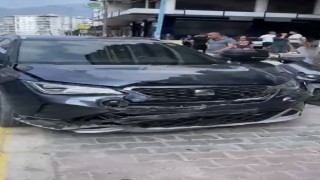 Osmaniyede iki otomobil çarpıştı: 2 yaralı
