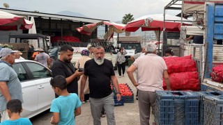 Osmaniye’de Kışlık Hazırlıkları Başladı: Salçalık Biber ve Domatese Yoğun İlgi