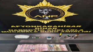Otomobilde uyuşturucu ile yakalanan bir kişi tutuklandı