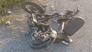 Otomobilin çarptığı elektrikli bisiklet sürücüsü genç kız hayatını kaybetti