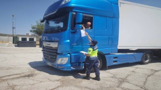 Otoyol jandarmasından bilgilendirme faaliyeti