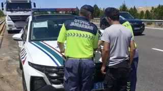 Otoyolda plaka gizleyerek seyreden araca 140 bin TL ceza