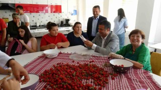 Özel öğrenciler ile Başkan Halit Doğanın gülümseten diyalogları