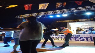 Pamukkale Belediyesi zabıtası piste çıkan engelli çocuğu uzaklaştırmaya çalıştı