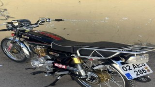 Park halindeki motosiklet çalındı