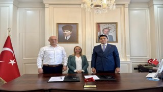 Pazaryerinde şehit Semih Ormanın anısını yaşatacak kütüphane için imzalar atıldı