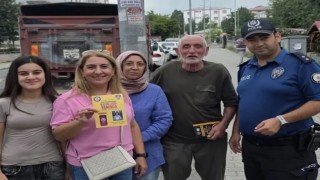 Polis vatandaşları bilgilendirdi