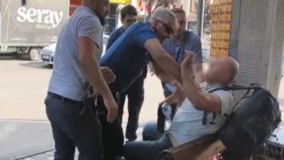 Polise direnince gözaltına alındı