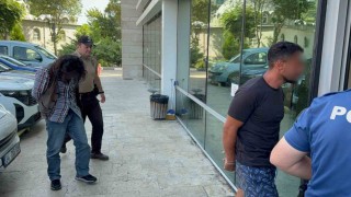 Polise saldırıp görevini yaptırmayan 2 şüpheli tutuklandı