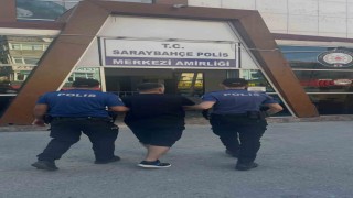 Polisi görünce kaçtılar: Biri hükümlü çıktı, diğerine 200 bin lira ceza kesildi