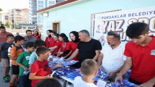 Pursaklarda yaz spor okullarıyla geleceğin sporcuları yetişiyor