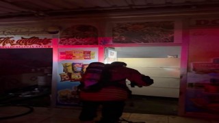 Reyhanlıda markette çıkan yangın kontrol altına alındı