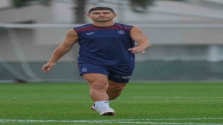 Ruslan Malinovskyinin sol dizinde yumuşak doku ve kemik ödemi saptandı