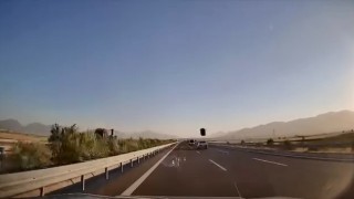 Rüzgardan uçan portbagaj faciaya neden oluyordu