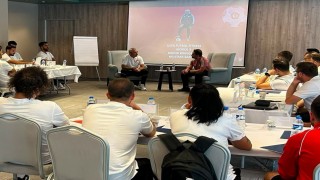 Sarıgül, UEFA Fitness B-1 Kursunda tecrübelerini paylaştı