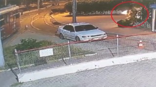 Seferleri durdurulan nostalji tramvayına yanıcı madde atıldı: O anlar kamerada