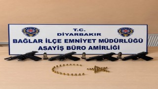 Silahlı kavgaya bakan polis, hem şahısları yakaladı hem de silahları ele geçirdi