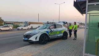 Silifkede zincirleme kaza: 1i polis 2 kişi yaralandı