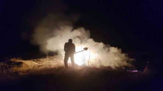 Sivasta buğday tarlasında yangın: 20 dönüm alan küle döndü