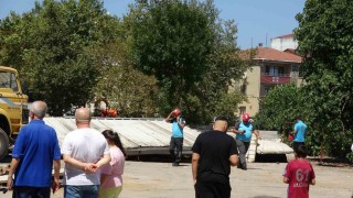 Sultanbeylide çelik çatı işçilerin üzerine çöktü: 1i ağır 2 yaralı