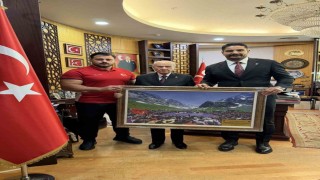 Taha Akgül ve Rıza Kayaalpten MHP Lideri Bahçeliye ziyaret