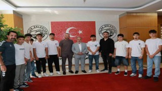 Talas Sporcu Fabrikasından Kayserispora 9 futbolcu daha