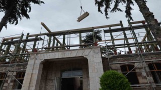 Tarihi belediye binası yeniden ayağa kaldırılıyor