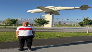 Tatar, Kıbrıs Barış Harekatından dönen uçakların indiği yerden paylaşım yaptı