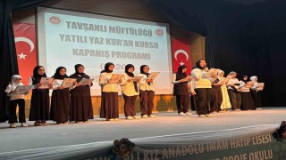 Tavşanlıda yatılı Yaz Kuran Kursu kapanış programı coşkuyla gerçekleştirildi