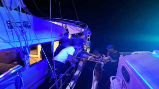 Ticari yatta yaralanan vatandaşa tıbbi tahliye