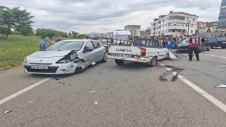 Trabzonda zincirleme trafik kazası: 8 yaralı