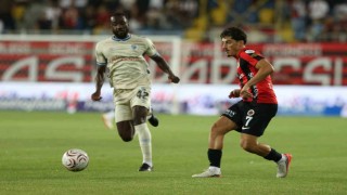 Trendyol Süper Lig: Gençlerbirliği: 0 - Erzurumspor FK: 0 (İlk yarı)