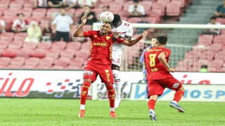 Trendyol Süper Lig: Samsunspor: 2 - Göztepe: 1 (İlk yarı)