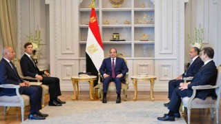 Trumpın damadı Kushner, Mısır Cumhurbaşkanı es-Sisi ile görüştü