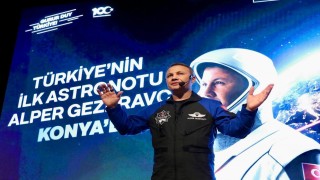 Türkiyenin ilk astronotu Alper Gezeravcının Tuğgeneral olduğu öğrenildi