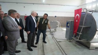 TZOB Genel Başkanı Bayraktar, Malazgirtte süt toplama merkezini inceledi