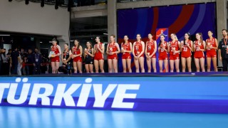 U17 Kadın Milli Voleybol Takımı, dünya ikincisi oldu