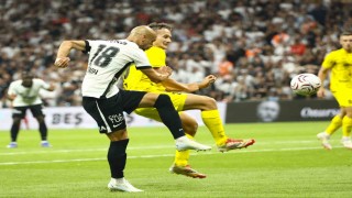 UEFA Avrupa Ligi: Beşiktaş: 1 - Hradec Kralove: 0 (İlk yarı)