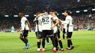 UEFA Avrupa Ligi: Beşiktaş: 2 - Kauno Zalgiris: 0 (İlk yarı)