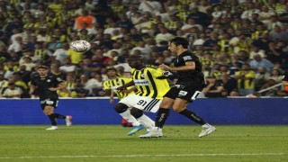 UEFA Şampiyonlar Ligi: Fenerbahçe: 2 - Sturm Graz: 0 (İlk yarı)