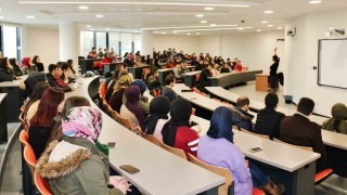 Üniversiteleriyle ilişiği kesilenler ile kazandığı programa kayıt yaptıramayanlar 9 Aralıka kadar başvuru yapabilecek