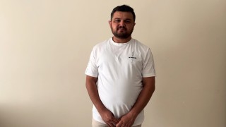 Üsküp caddelerinde seslendirdiği ‘Sivasın Yollarına türküsü ile büyük beğeni topladı