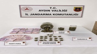 Uyuşturucu alışverişine suçüstü: 2 gözaltı