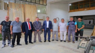 Vali Eldivan, sanayi sitesindeki esnafla bir araya geldi