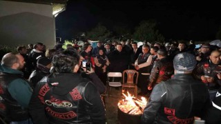 Vali Işın, Dumlupınardaki Zafer Kampında gençlerle buluştu